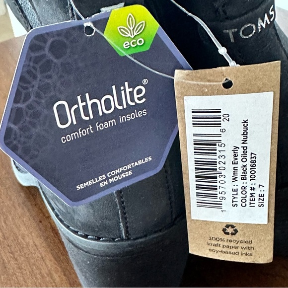 NEW TOMS Everly Chelsea Boot Black Oiled Nubuck Leather Western inspired Size 7 - Picture 6 of 6